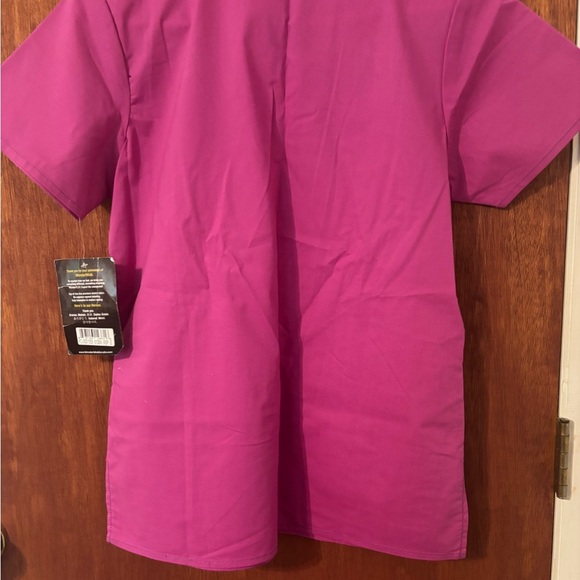 Wonder Flex Premium Stretch Women’s Small Short Sleeve V-Neck Scrub Top - Picture 3 of 3